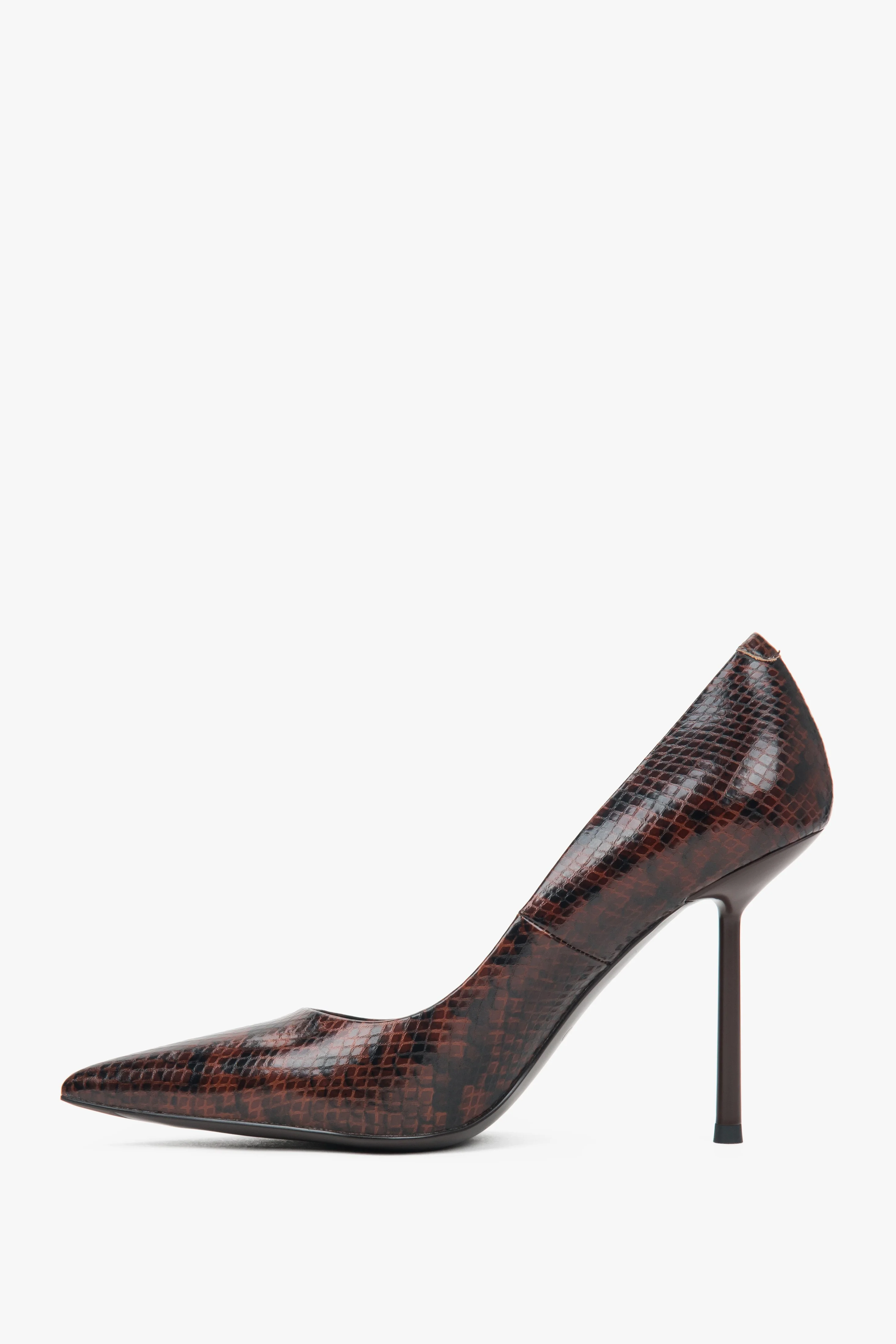 Brązowe buty na wysokim obcasie ze wzorem z imitacji wężowej skóry Estro ER00118167 - Image 6