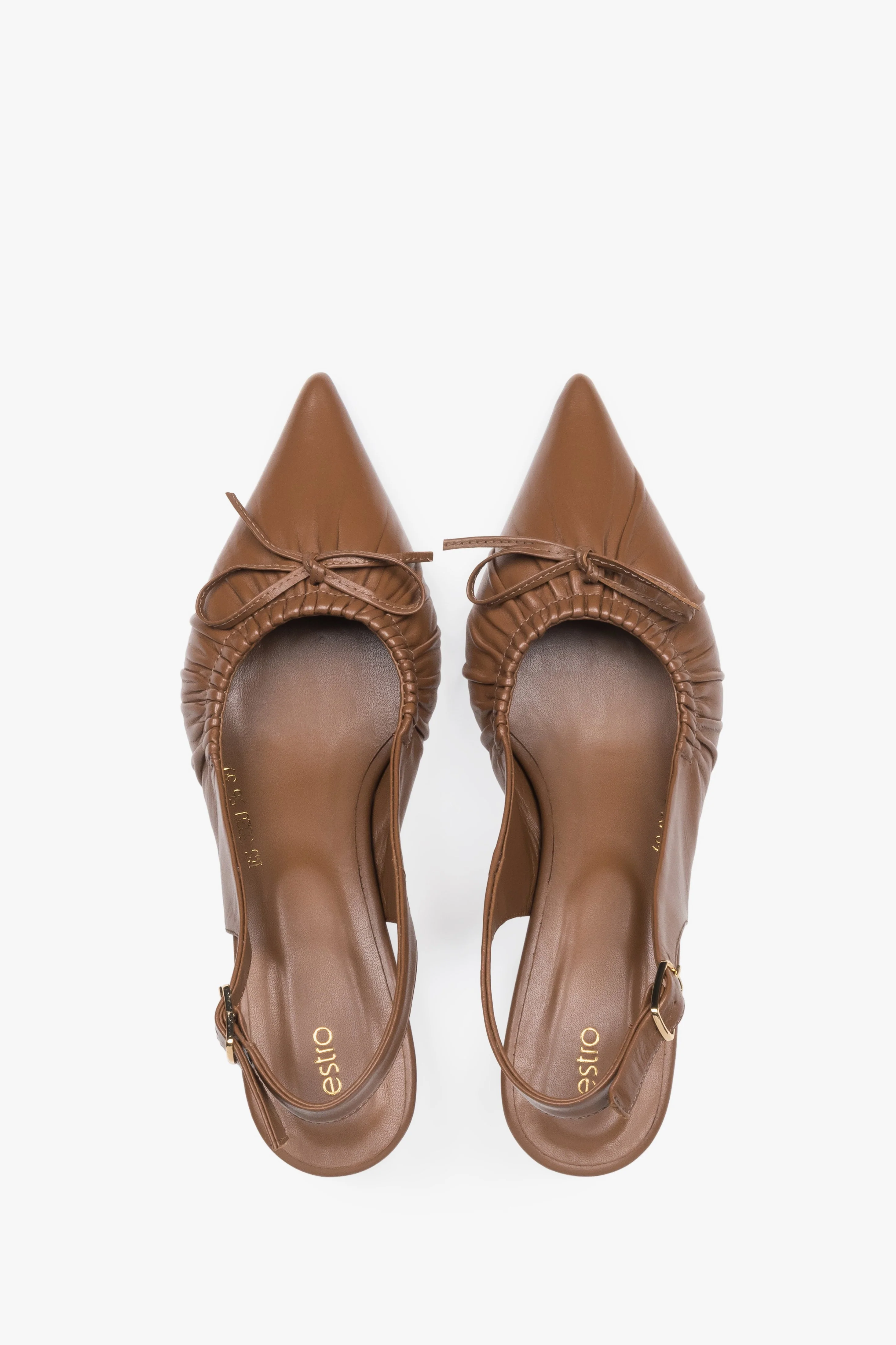 Brązowe skórzane czółenka damskie z odkrytą piętą na obcasie typu kitten heel Estro ER00119819 - Image 4