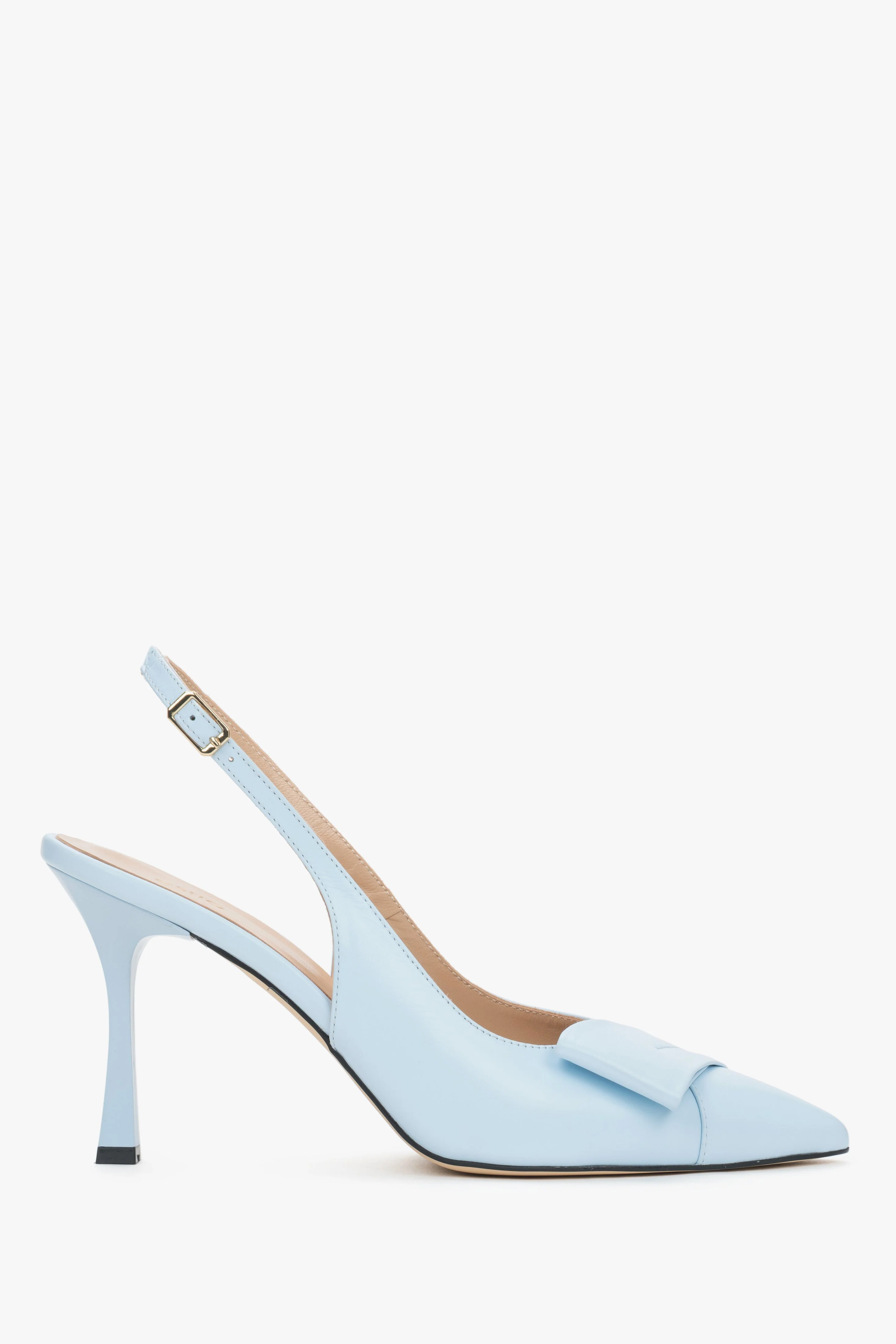 Jasnoniebieskie skórzane czółenka damskie typu slingback na szpilce z czubkiem w szpic Estro ER00119666