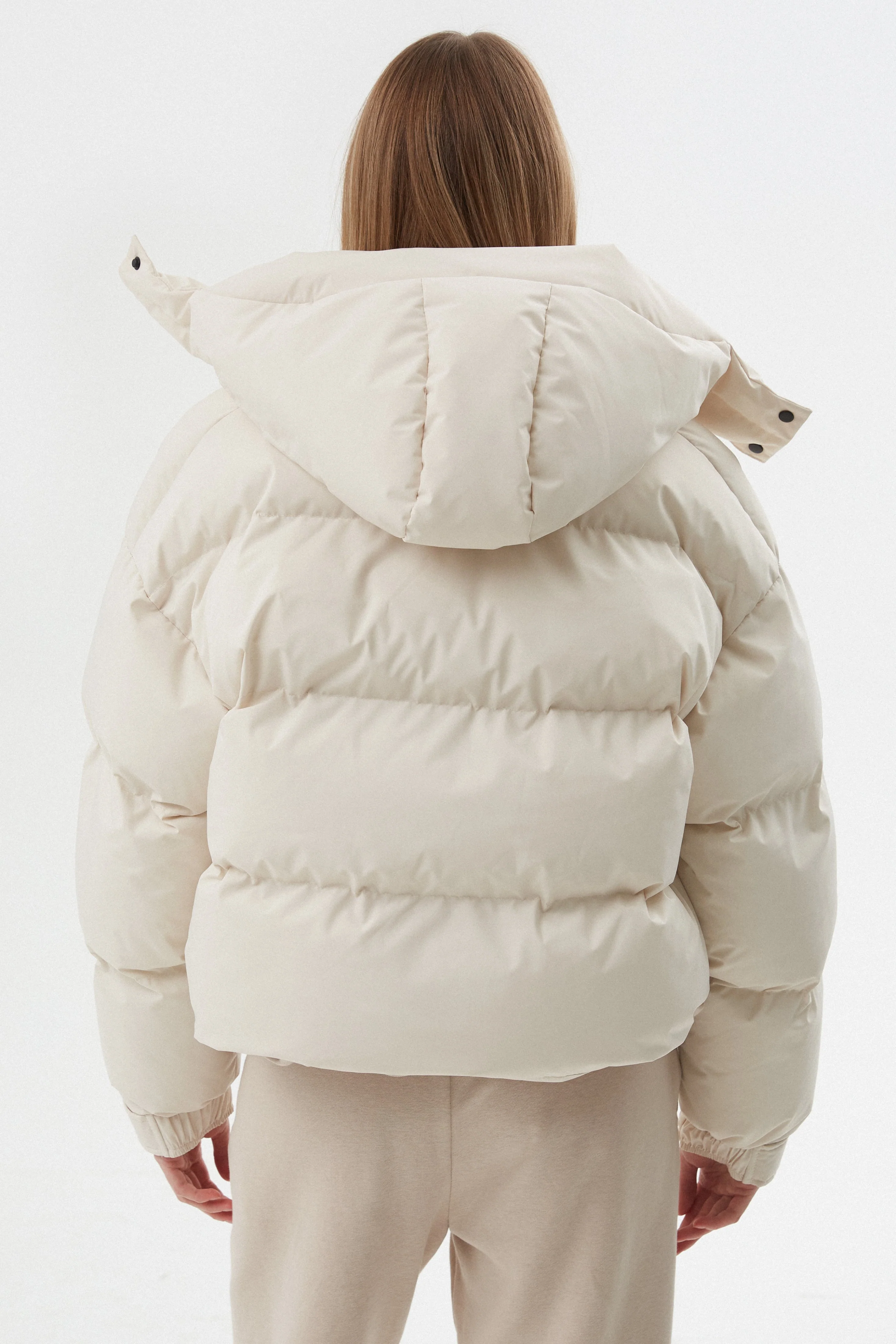 Jasnobeżowa kurtka damska puffer z odpinanym kapturem Estro ER00114590 - Image 4