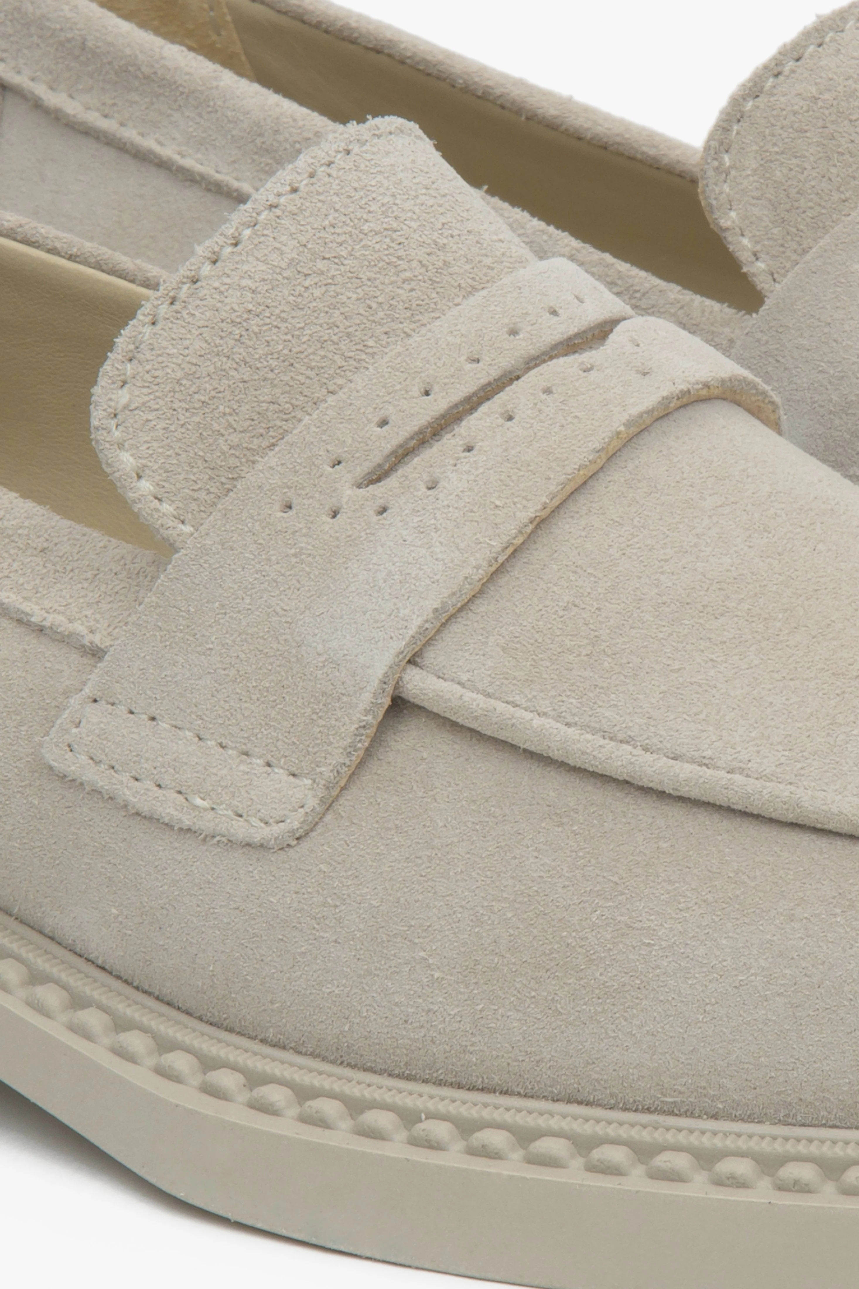 Klasyczne beżowe loafersy damskie typu Penny z włoskiego weluru naturalnego Estro ER00117127 - Image 7