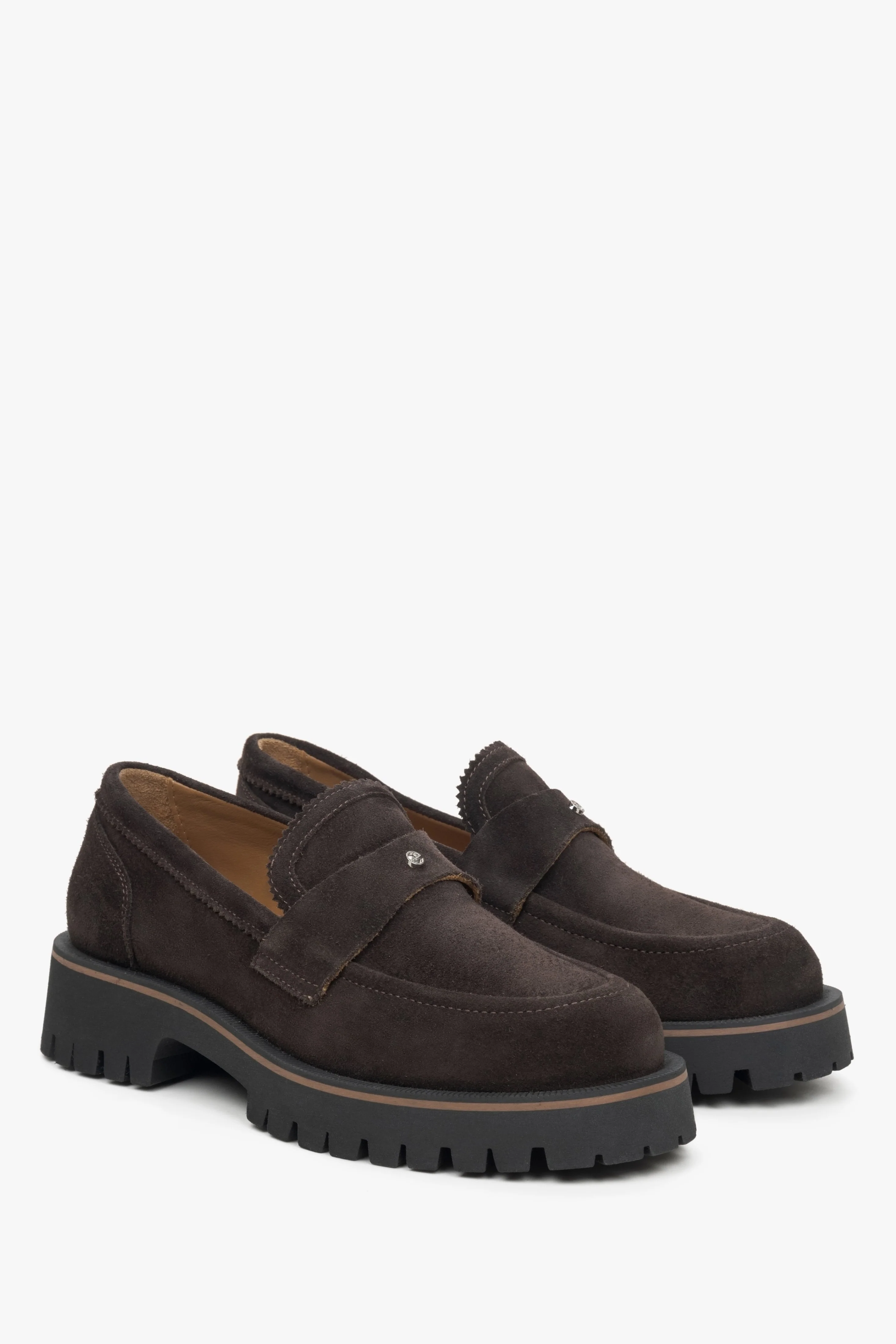 Ciemnobrązowe loafersy damskie na masywnej podeszwie z włoskiego weluru naturalnego Estro ER00115732 - Image 2