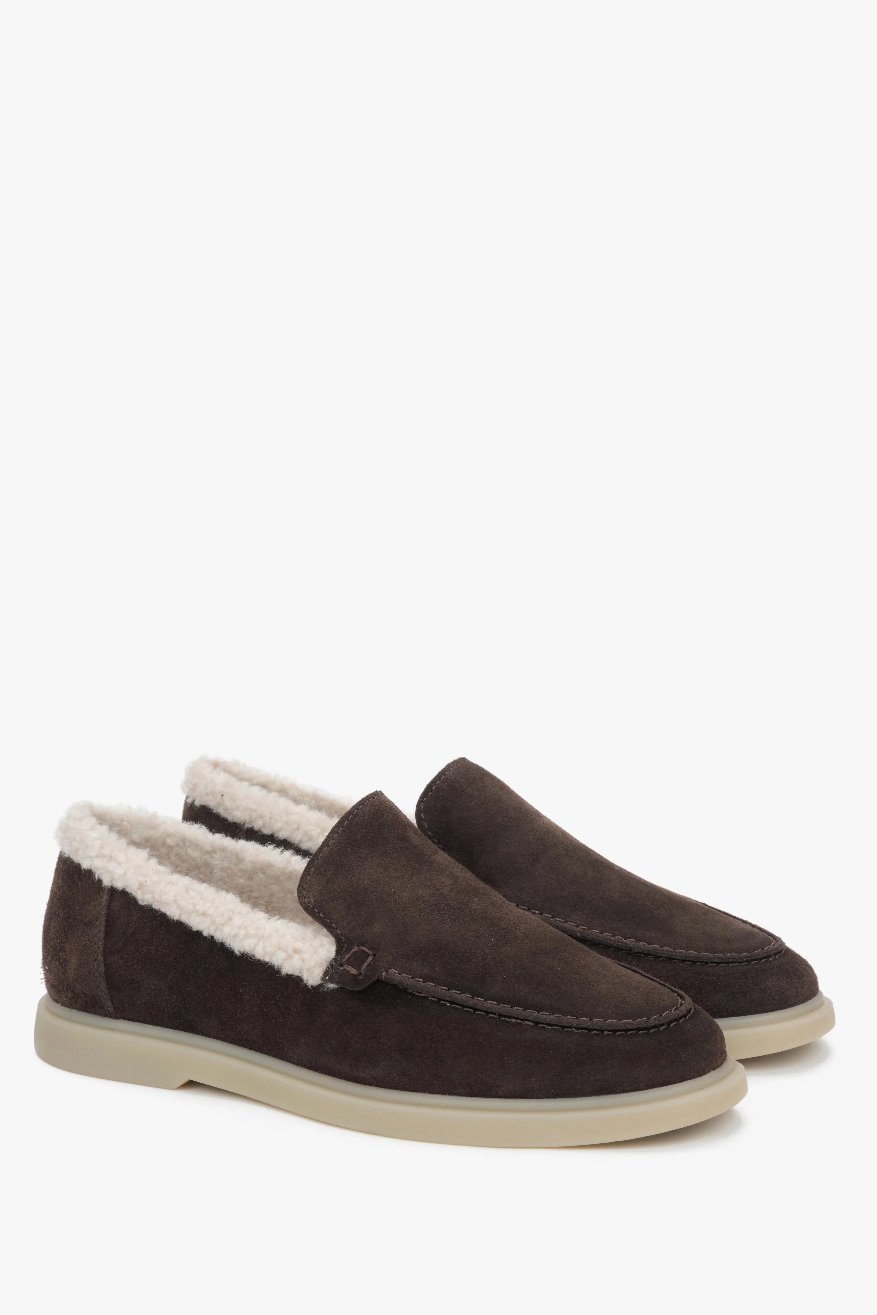 Ciemnobrązowe loafersy damskie na zimę z weluru naturalnego i futrzanym wsadem Estro ER00118322 - Image 2