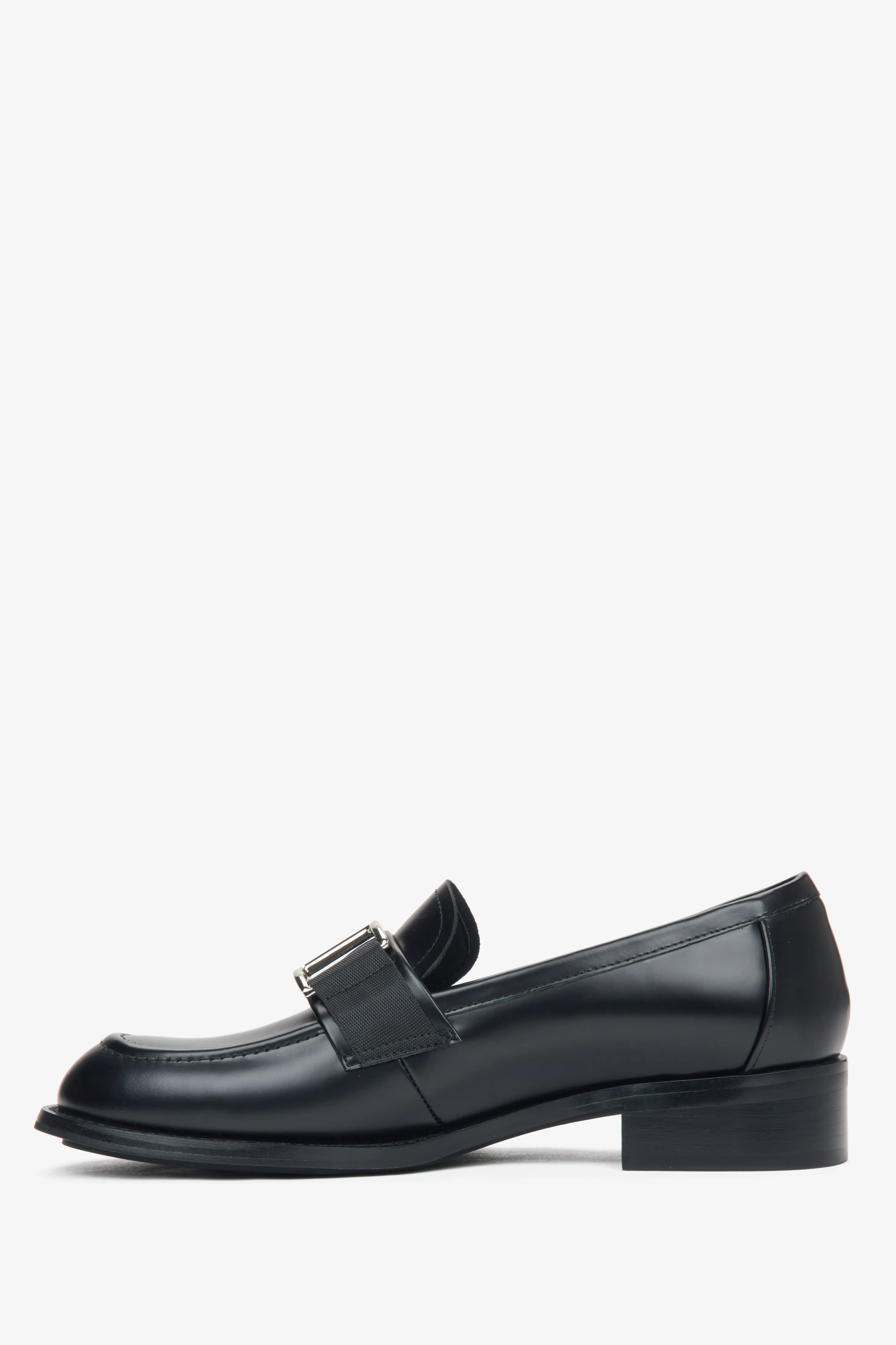 Czarne skórzane loafersy damskie typu penny z ozdobną klamrą Estro ER00115996 - Image 3