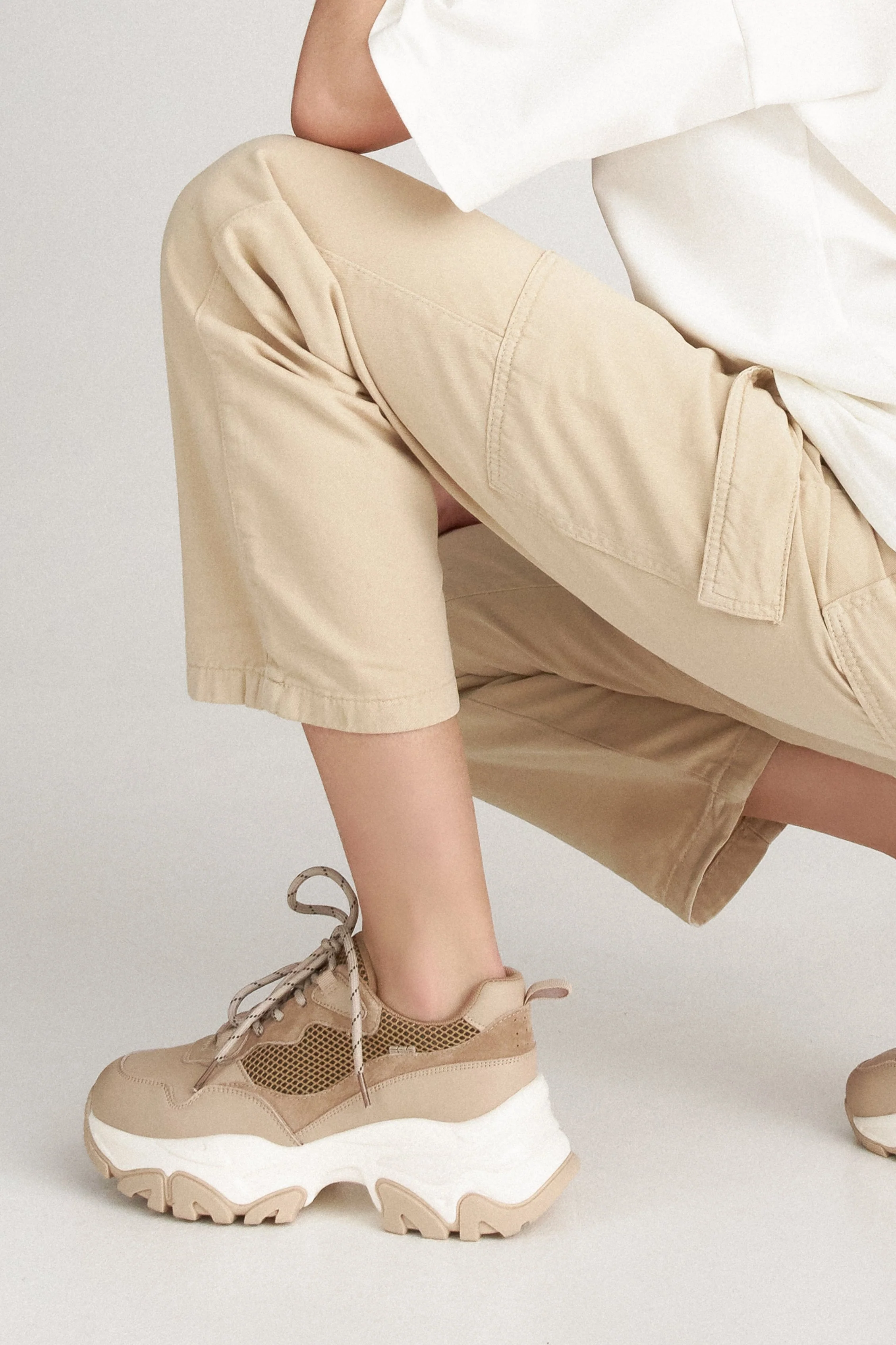 Beżowo-brązowe sneakersy damskie ze skóry naturalnej ES8 ER00112277 - Image 4