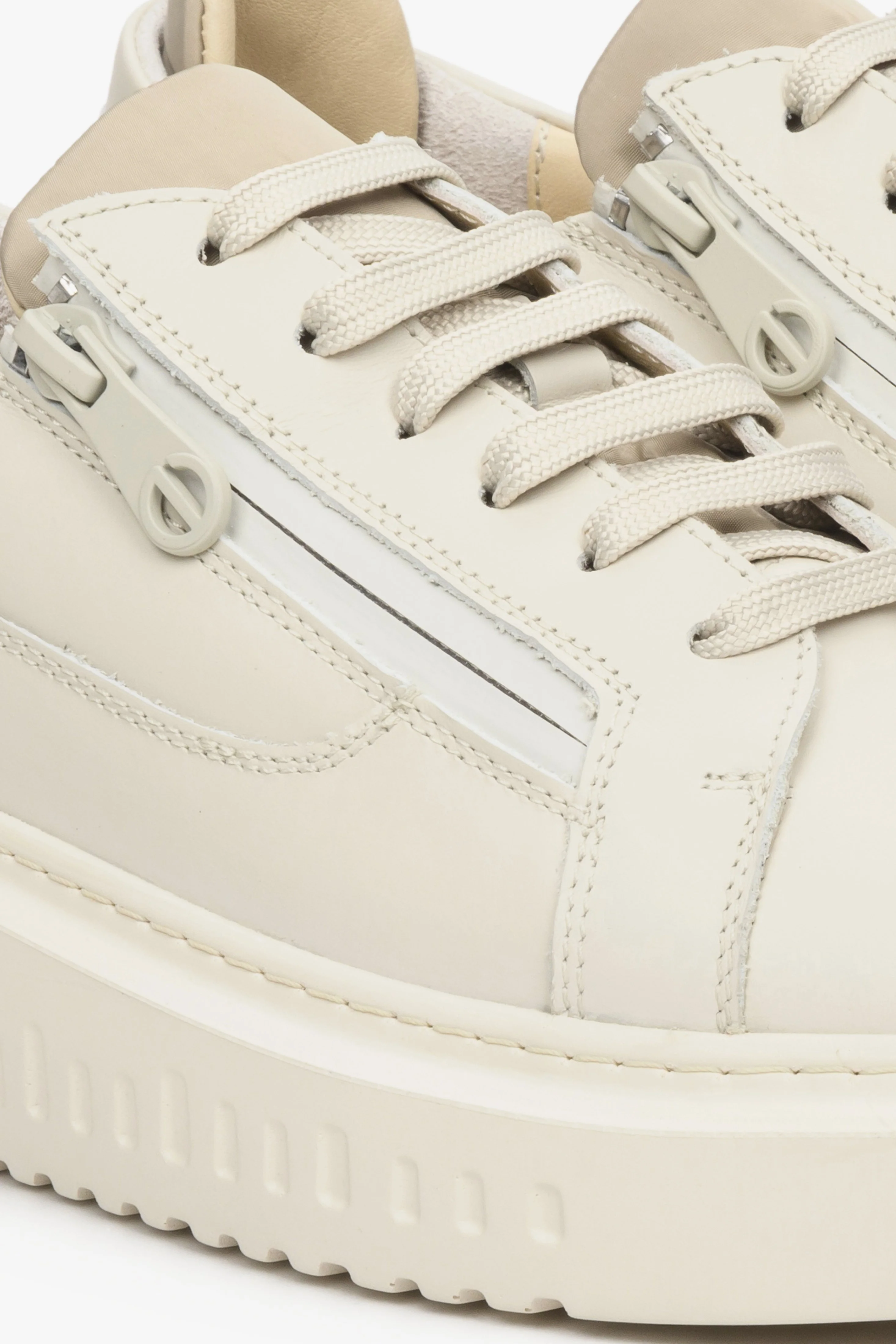 Sneakersy damskie skórzane z suwakiem w kolorze beżowym Estro ER00112644 - Image 6
