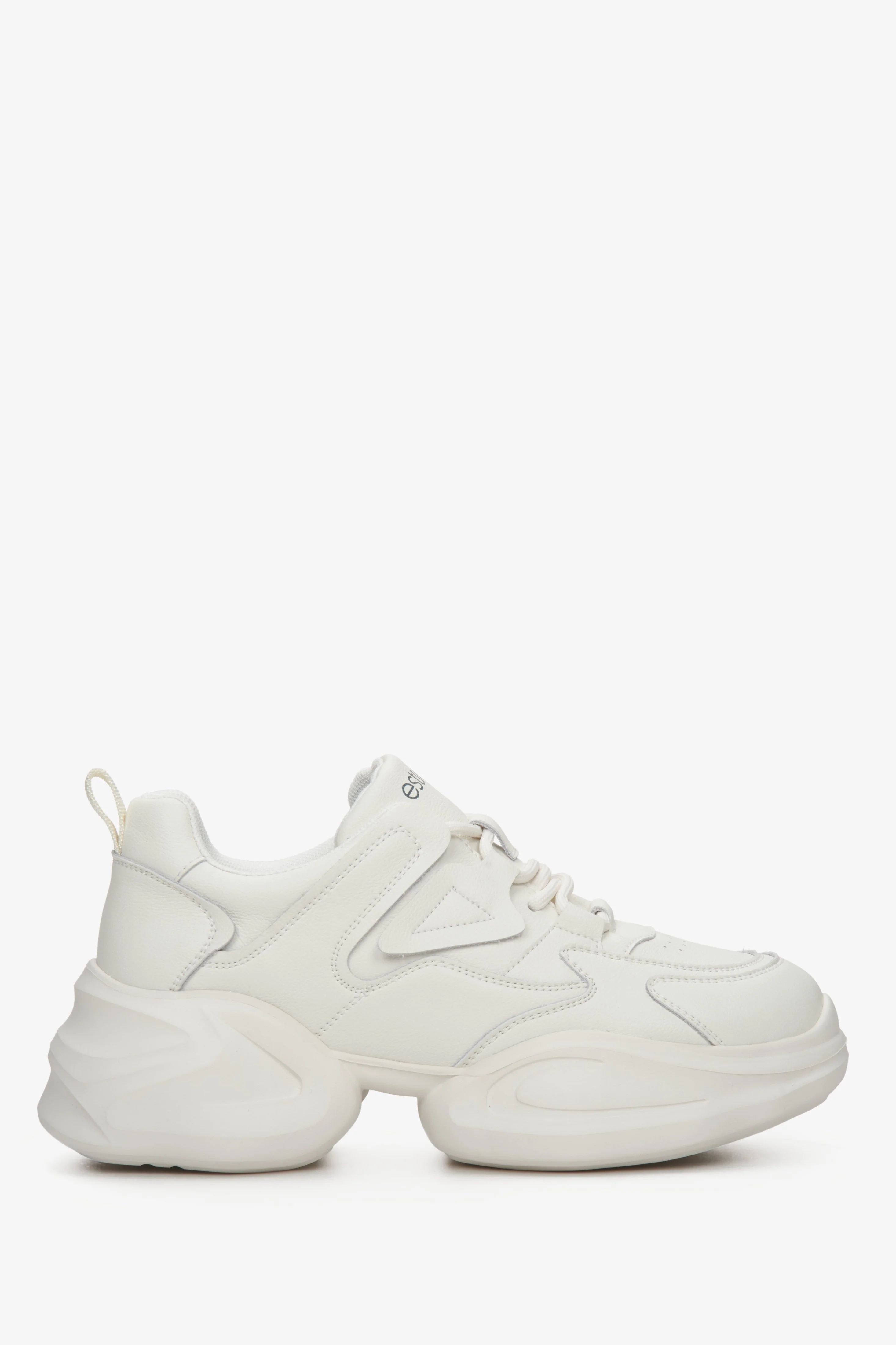 Jasnobeżowe skórzane sneakersy damskie na grubej platformie Estro ER00112597