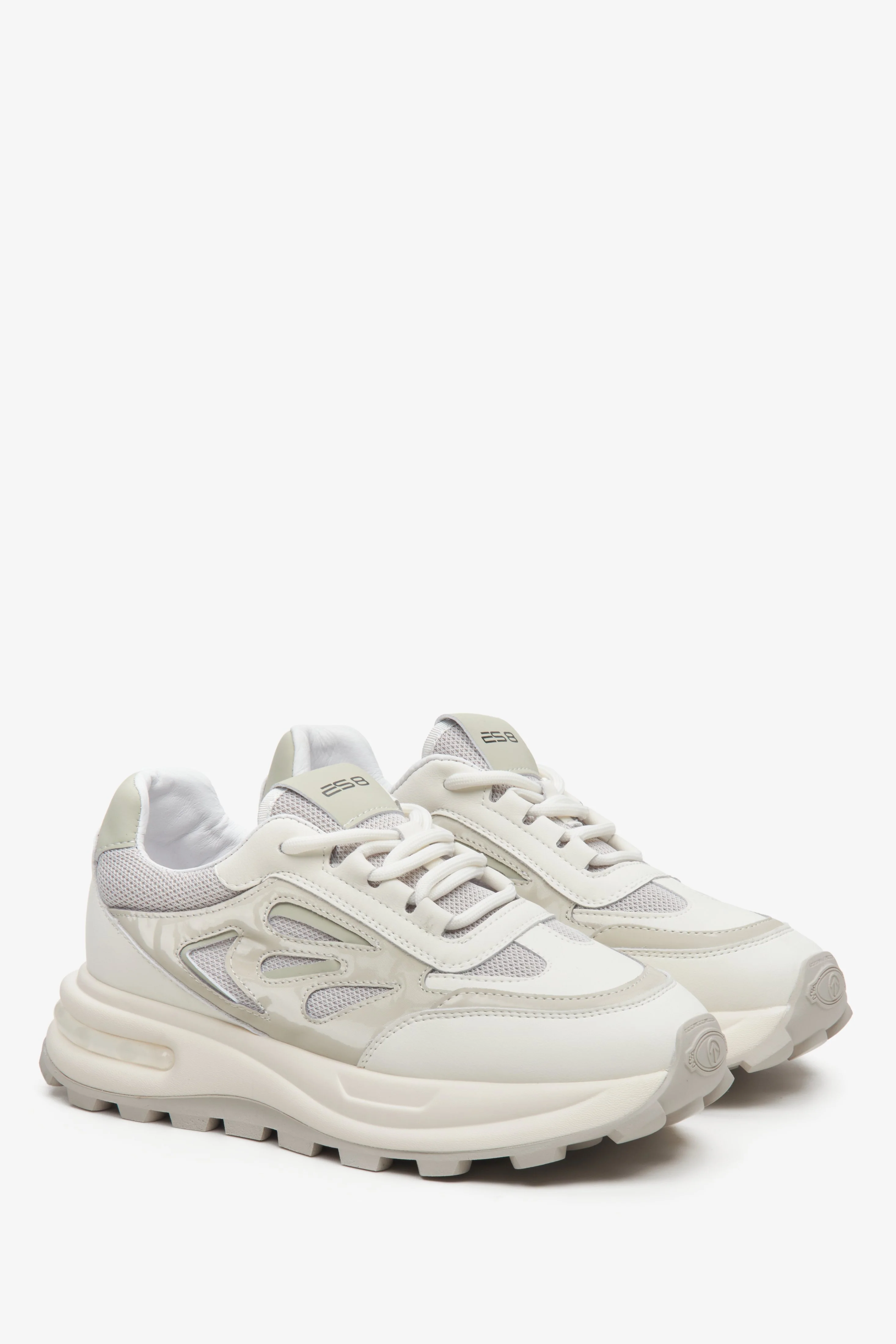 Jasnobeżowe sneakersy damskie z łączonych materiałów ES8 ER00114672 - Image 2