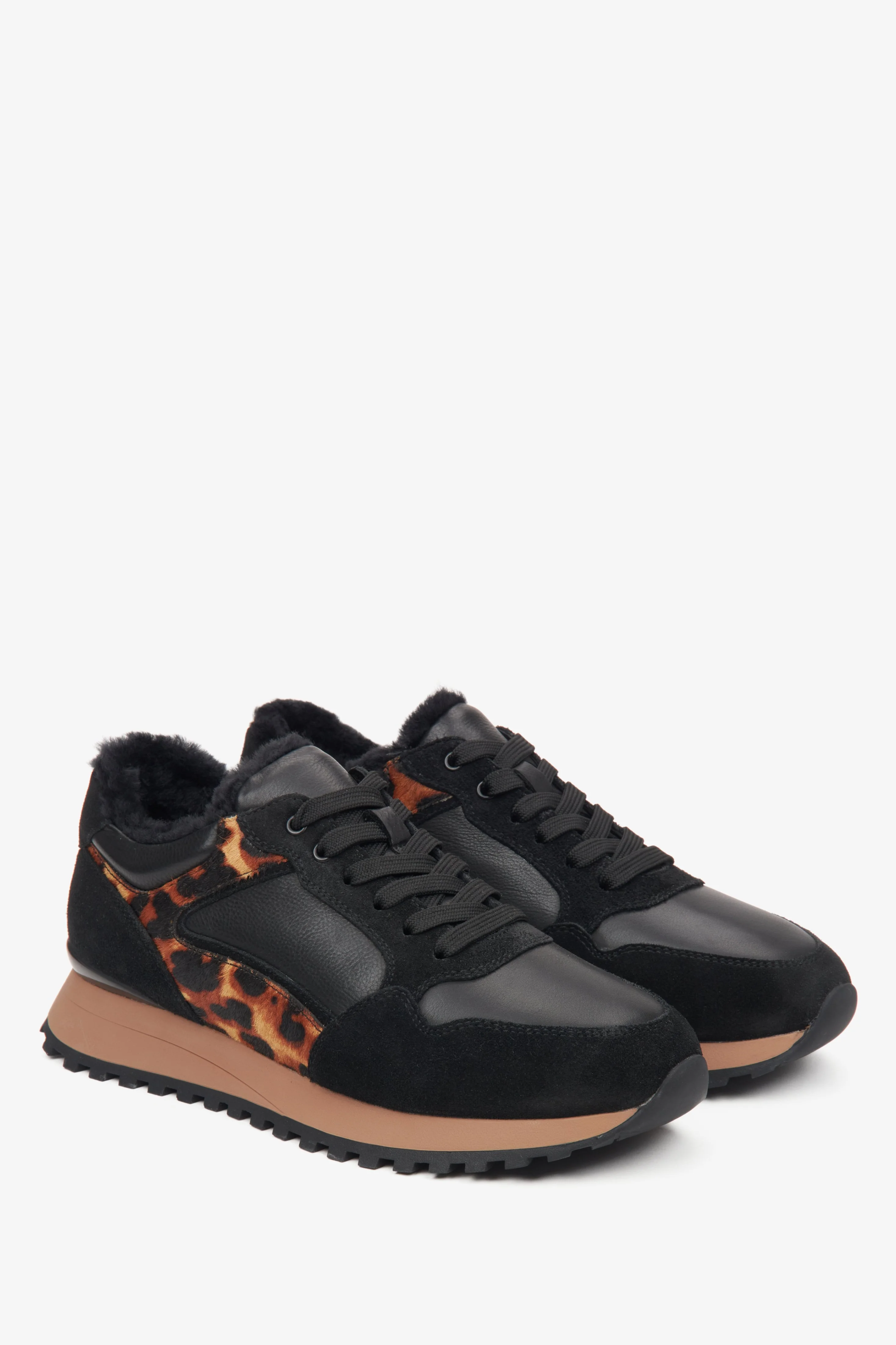 Czarne skórzane sneakersy damskie na zimę z futrzanym wsadem Estro ER00116289 - Image 2
