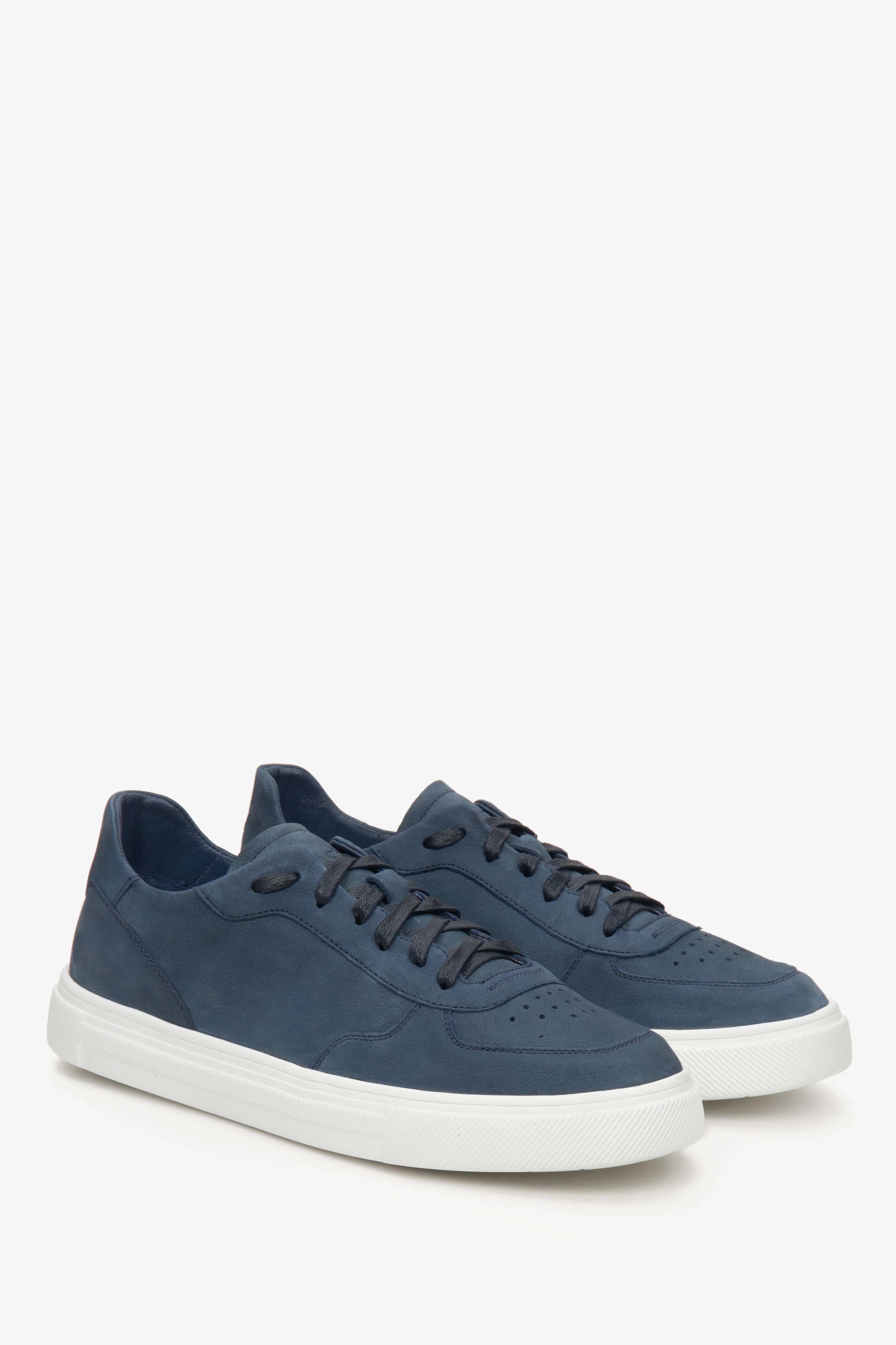 Niebieskie sneakersy męskie z nubuku na wiosnę Estro ER00112394 - Image 2