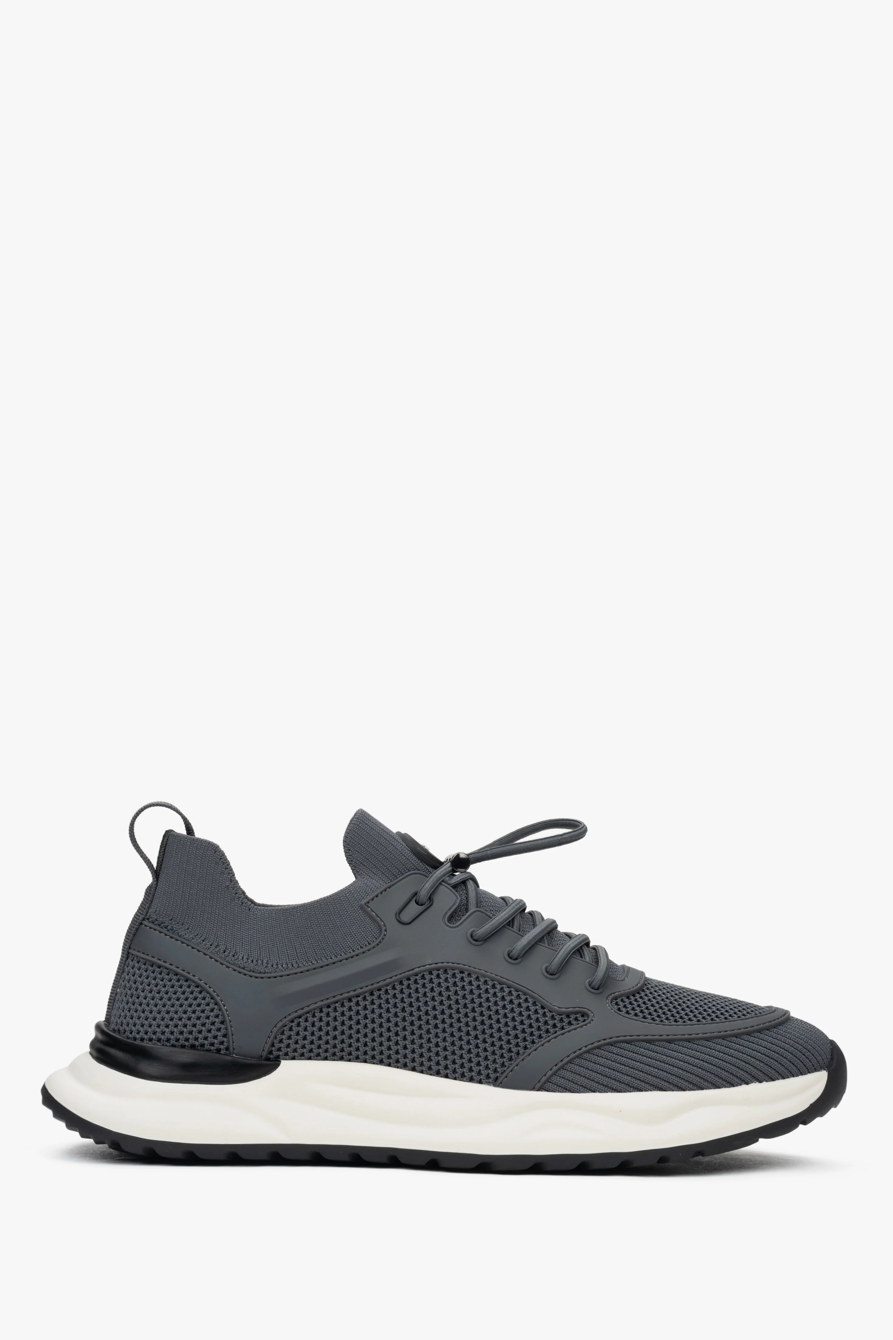 Szare sportowe sneakersy męskie z miękkich tekstyliów i przewiewnej siateczki ES8 ER00117001