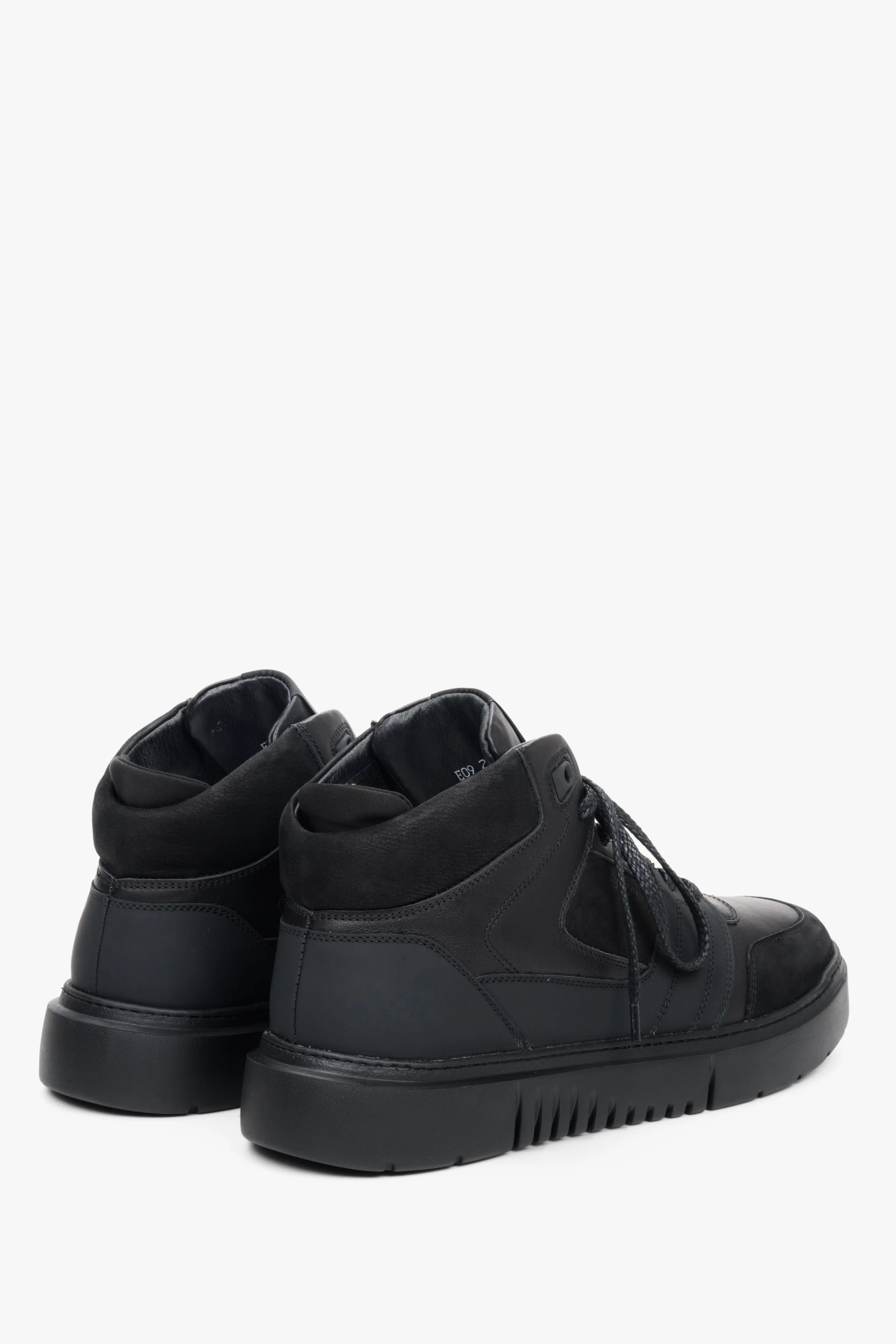 Czarne wysokie sneakersy męskie z ociepleniem skórzane Estro ER00110542 - Image 5